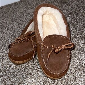 Kids Lamo Brown Moccasin Slippers